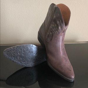 NEW! Nine West Vintage Collection Boots Size 8.5